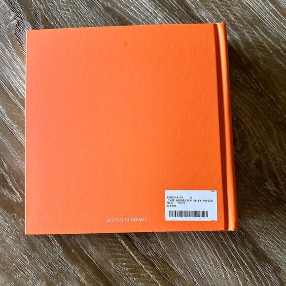 Hermes pop up book - Picture 2 of 3